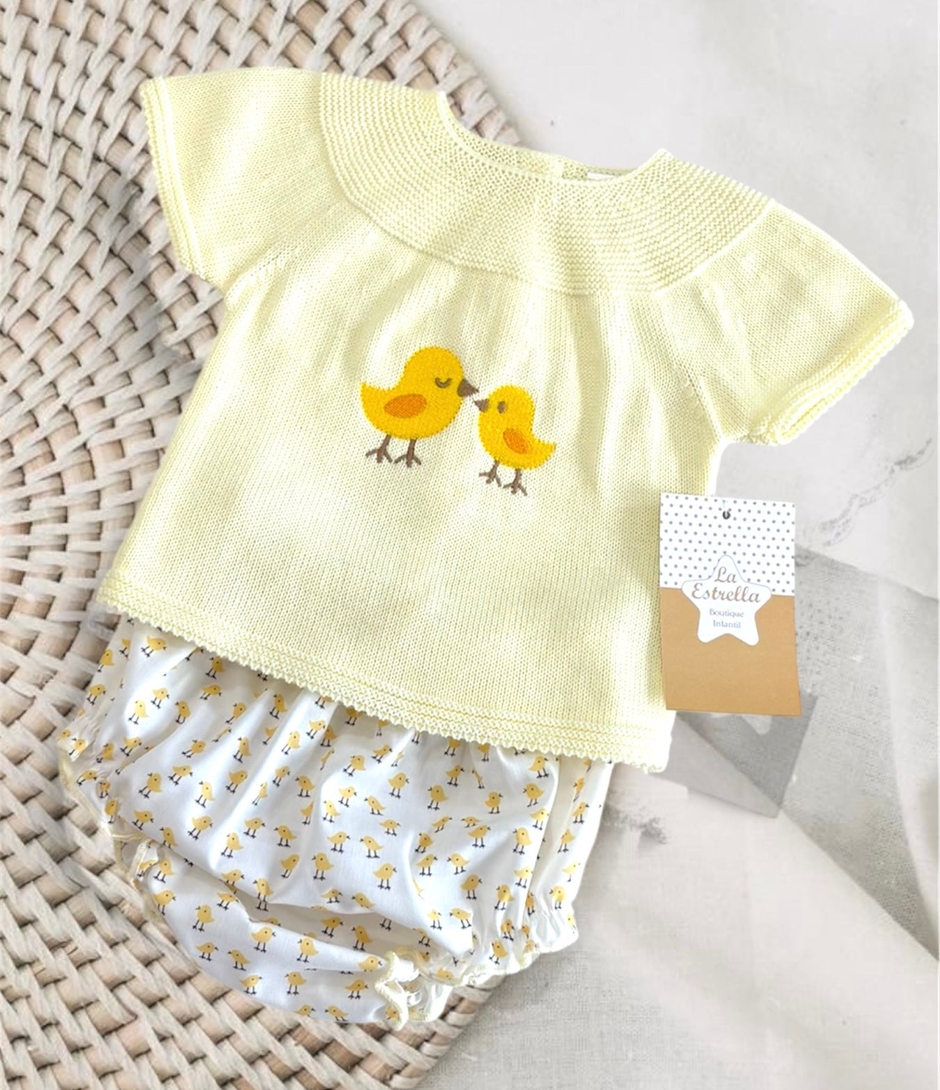 Conjunto Hilo pollito