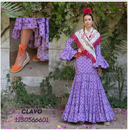 Vestido Modelo Clavo