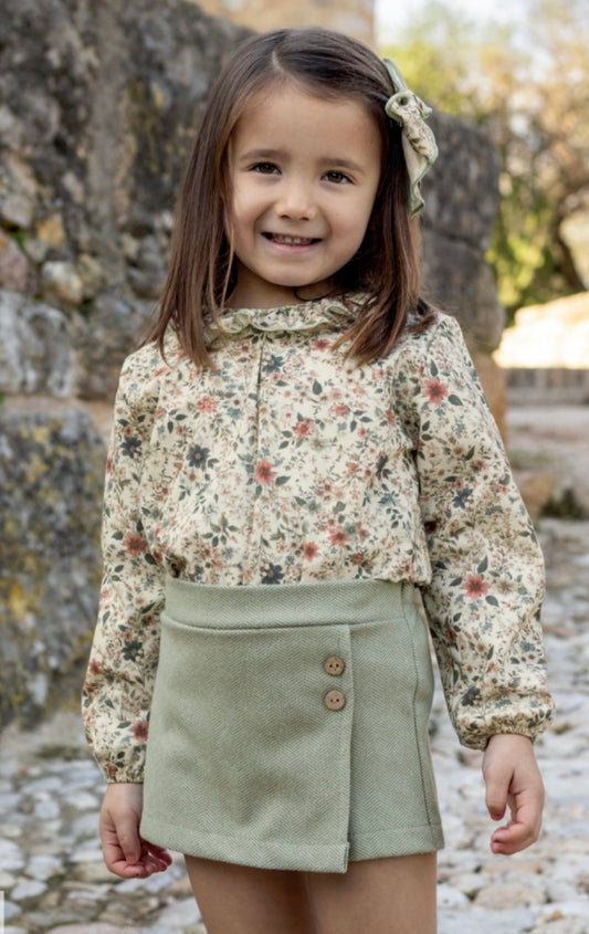 Conjunto de falda pantalón